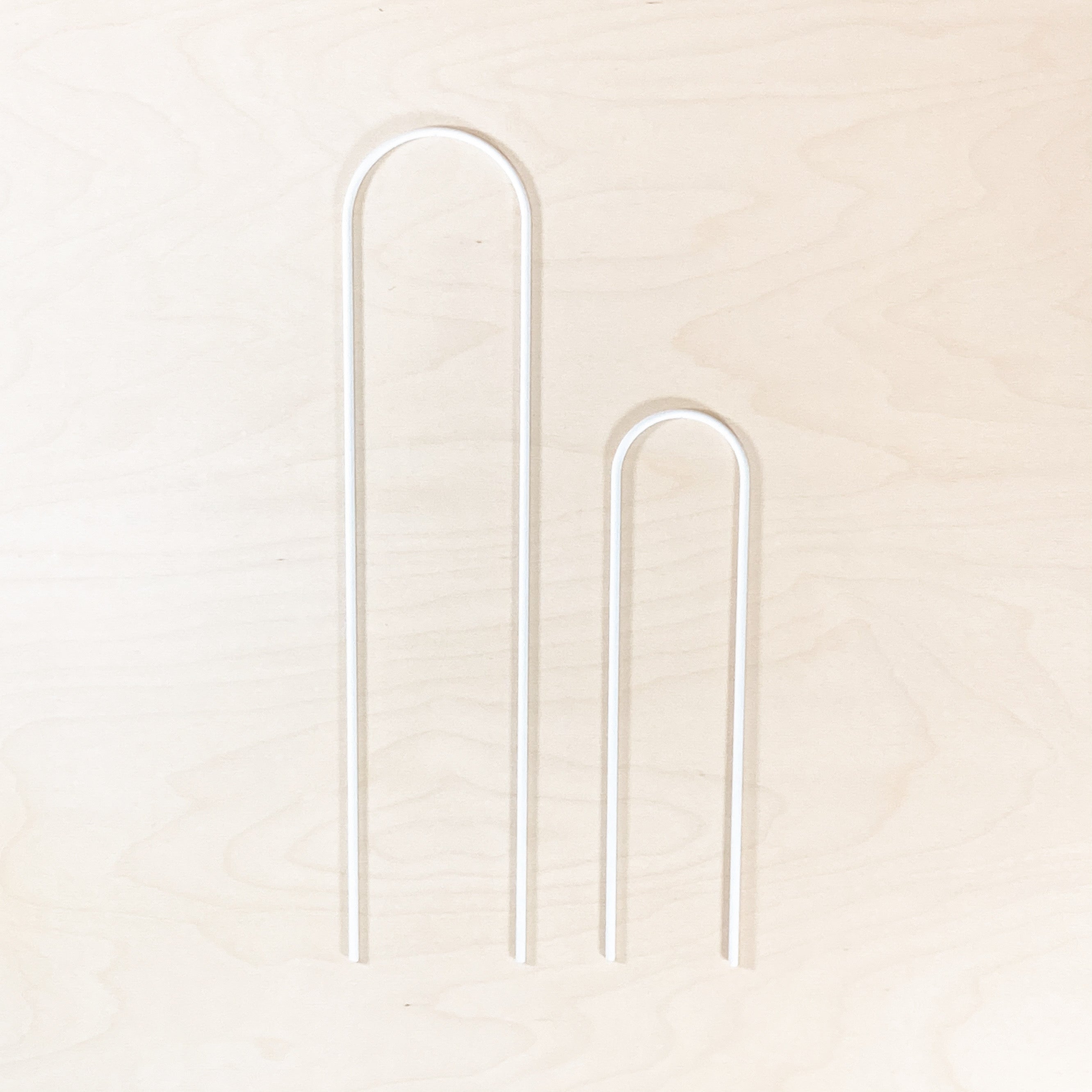 U - houseplant trellis