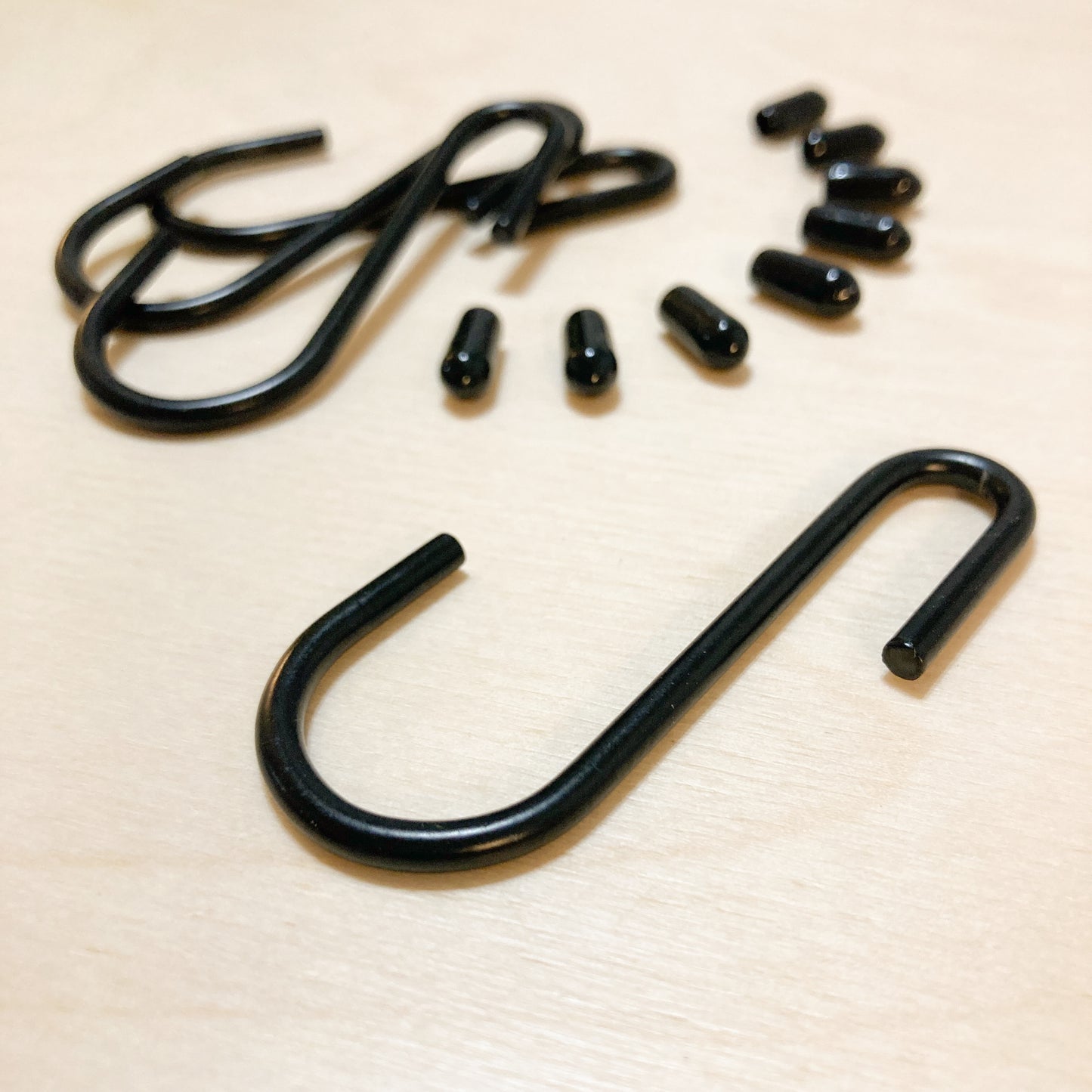 Hooks - set of 4